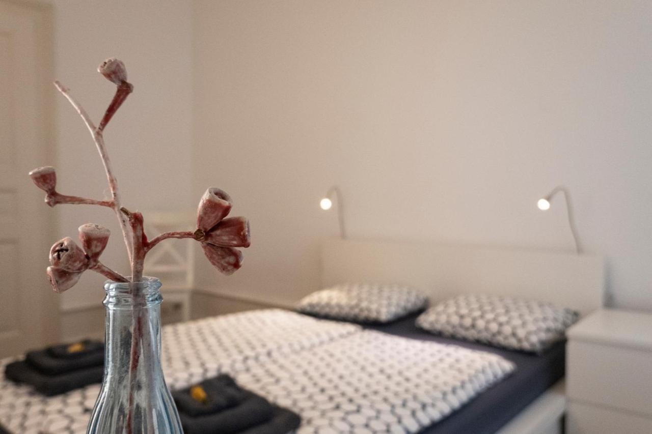 Apartments Spalenring 10 Базель Номер фото